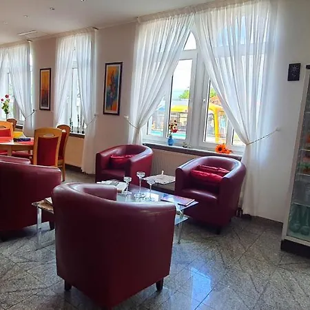 Deutscher Hof Hotel 3*